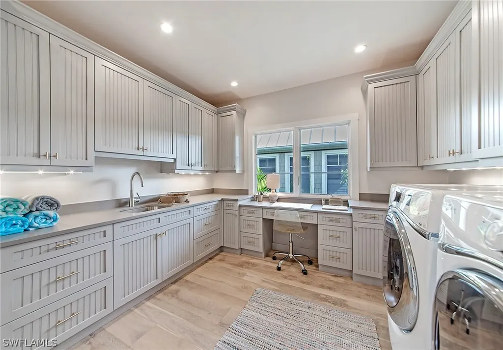 434 3rd Avenue S Naples FL 34102