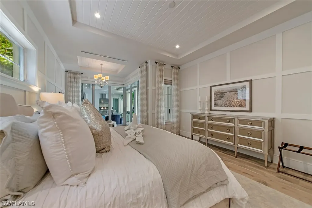 434 3rd Avenue S Naples FL 34102