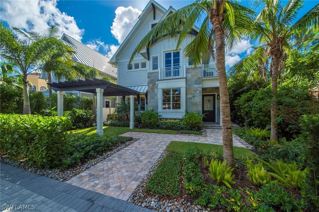 434 3rd Avenue S Naples FL 34102