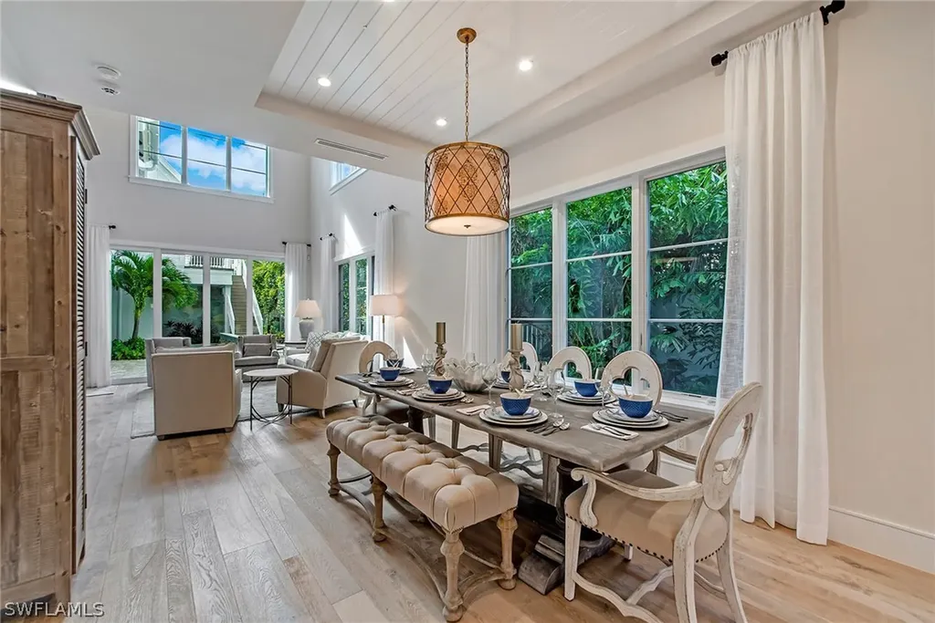 434 3rd Avenue S Naples FL 34102