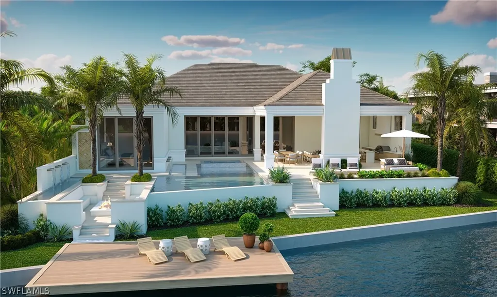 310 Pirates Bight Naples FL 34103