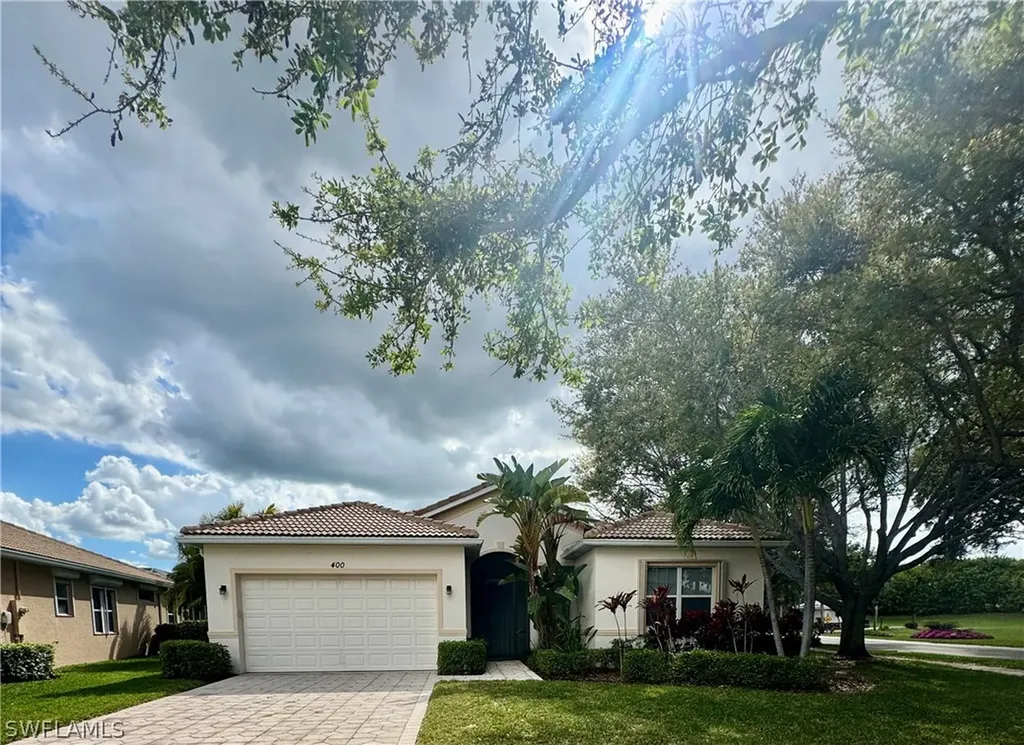 400 Harvard Court Naples FL 34104