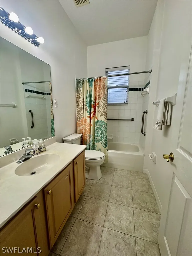 400 Harvard Court Naples FL 34104