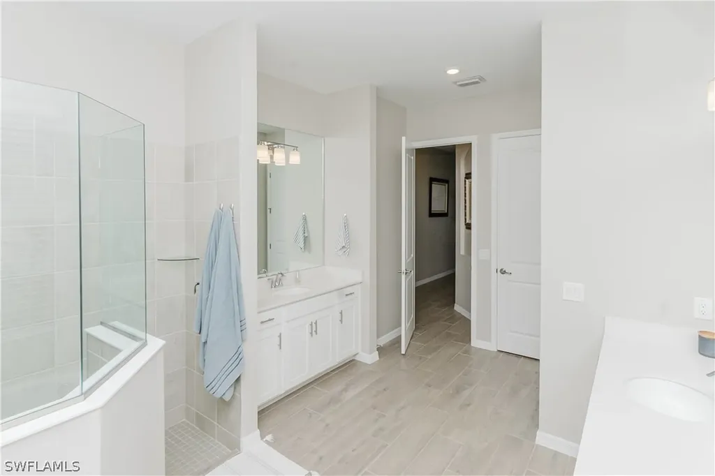 5439 Ternberry Road Ave Maria FL 34142