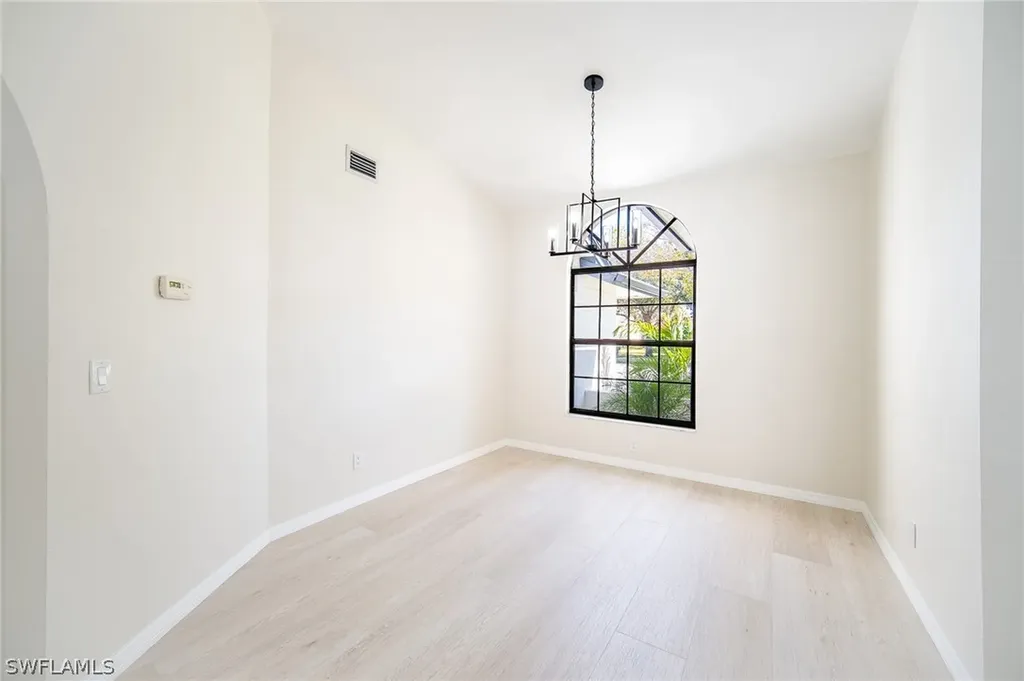 10731 Regent Circle Naples FL 34109