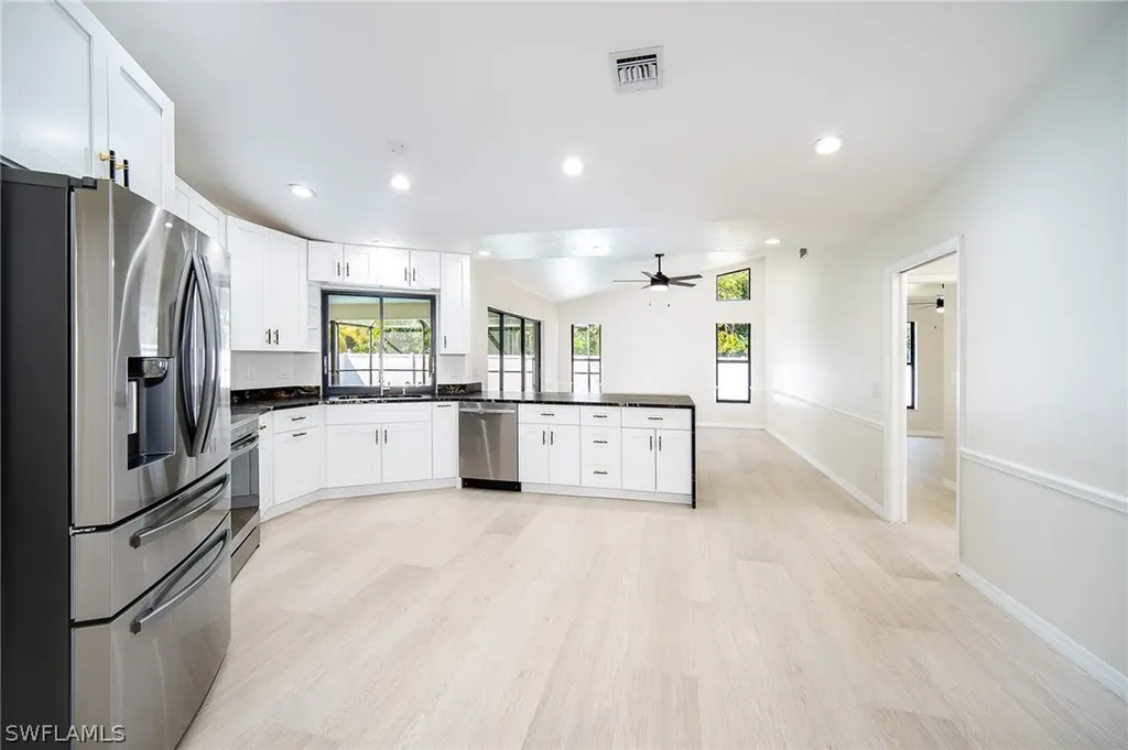 10731 Regent Circle Naples FL 34109