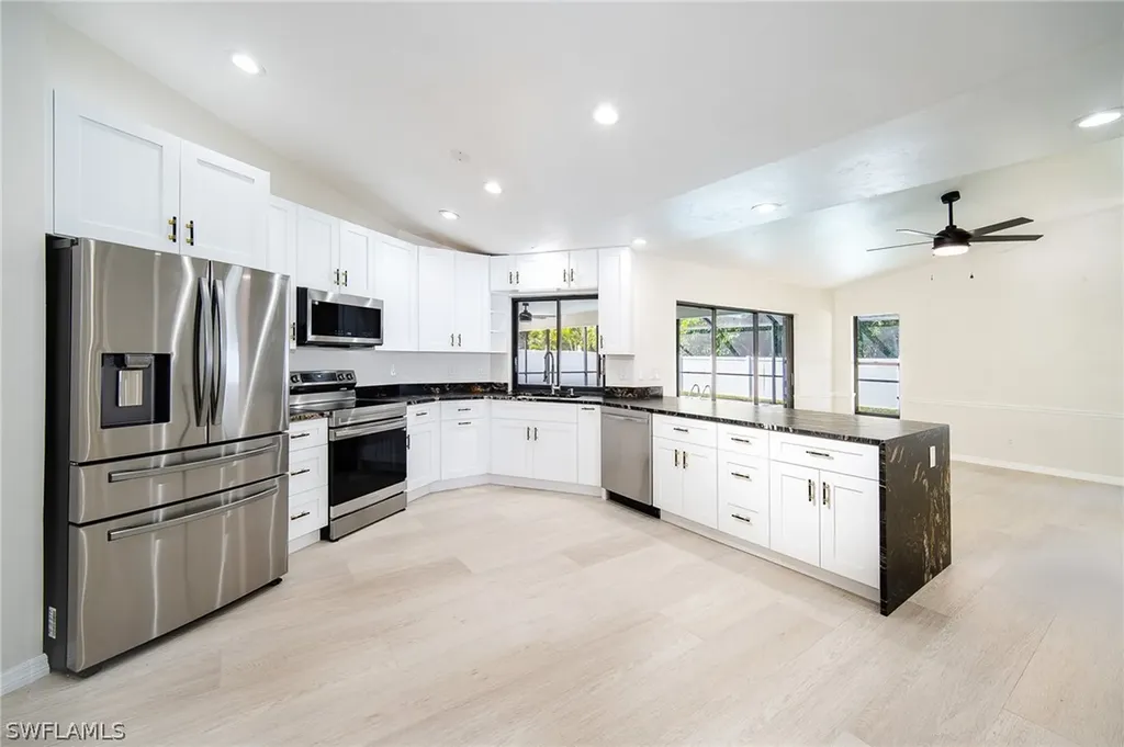 10731 Regent Circle Naples FL 34109
