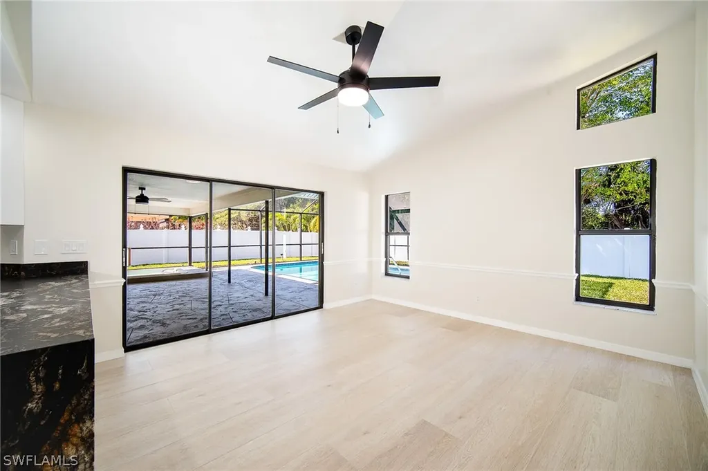 10731 Regent Circle Naples FL 34109
