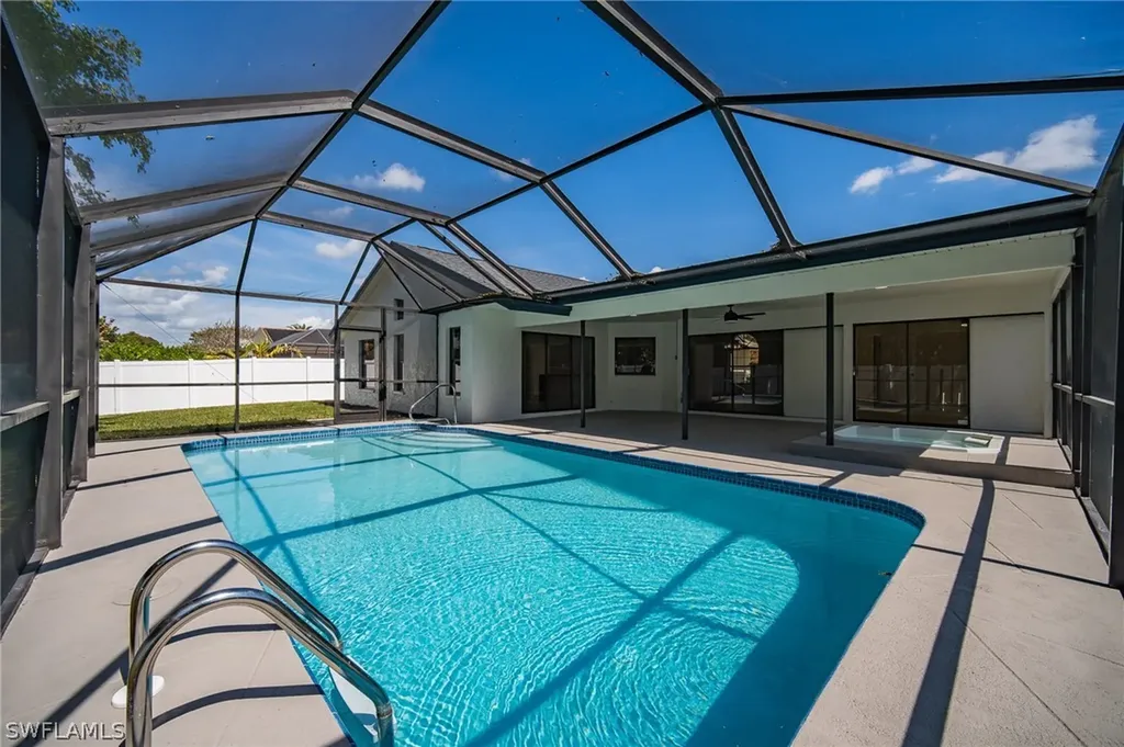 10731 Regent Circle Naples FL 34109