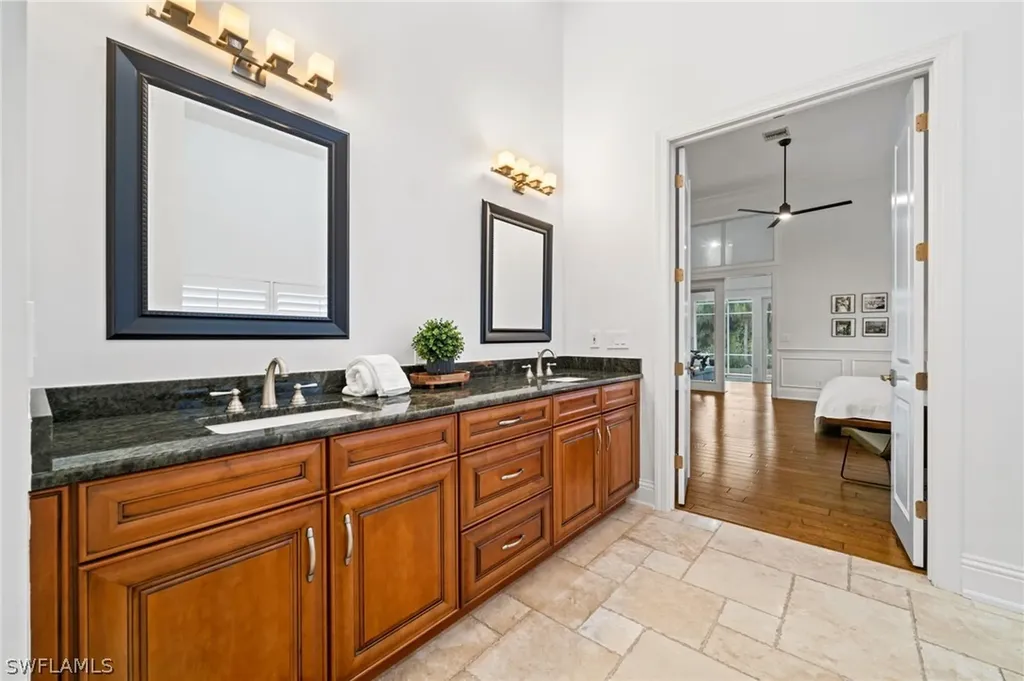 1905 Fairfax Circle Naples FL 34109