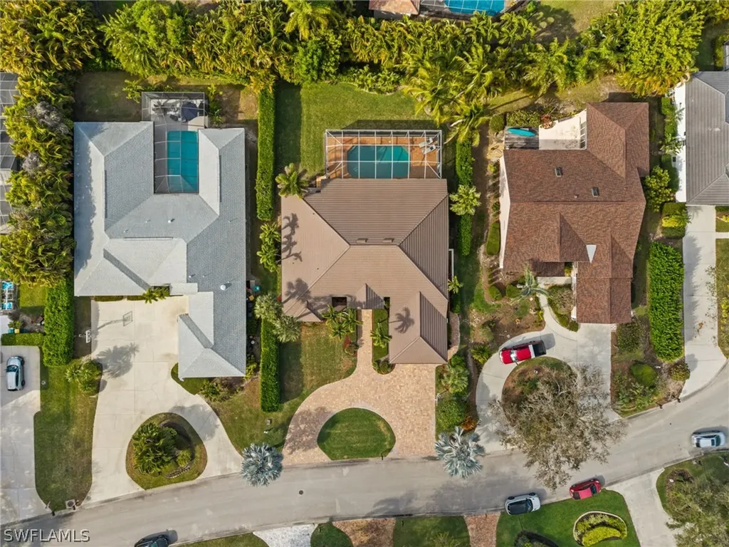 1905 Fairfax Circle Naples FL 34109