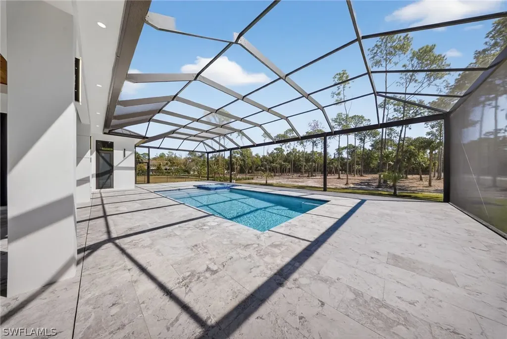 1886 39th Street SW Naples FL 34117