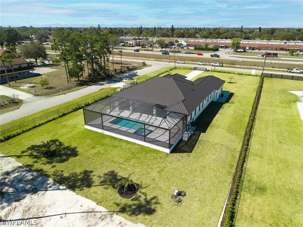 1886 39th Street SW Naples FL 34117