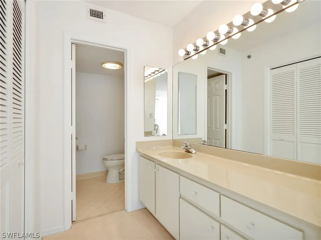 4251 Gulf Shore Boulevard N Naples FL 34103