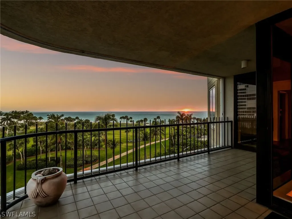 4251 Gulf Shore Boulevard N Naples FL 34103