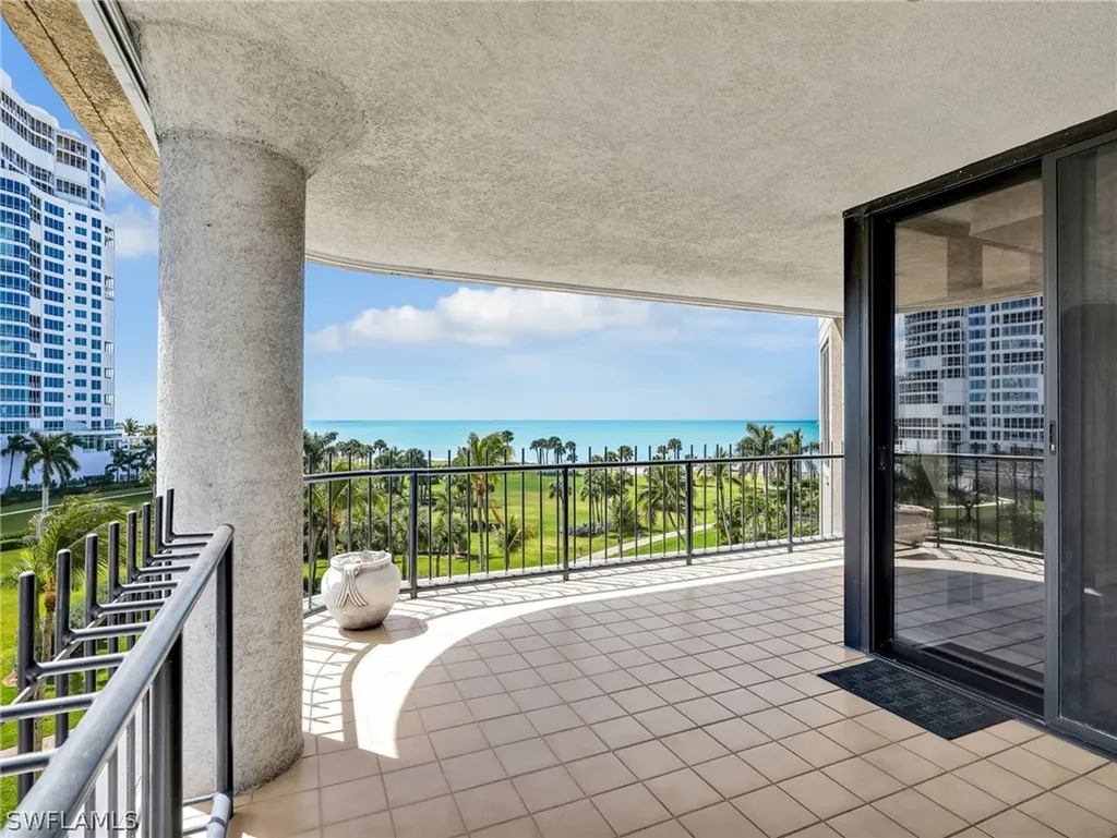 4251 Gulf Shore Boulevard N Naples FL 34103