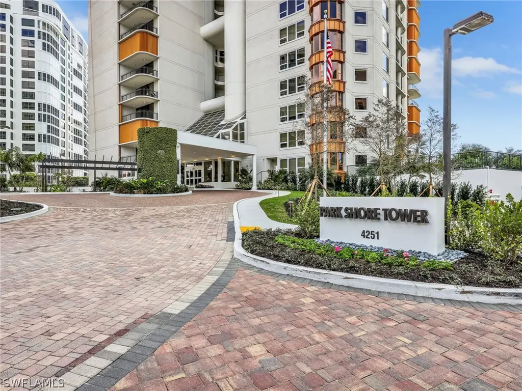 4251 Gulf Shore Boulevard N Naples FL 34103