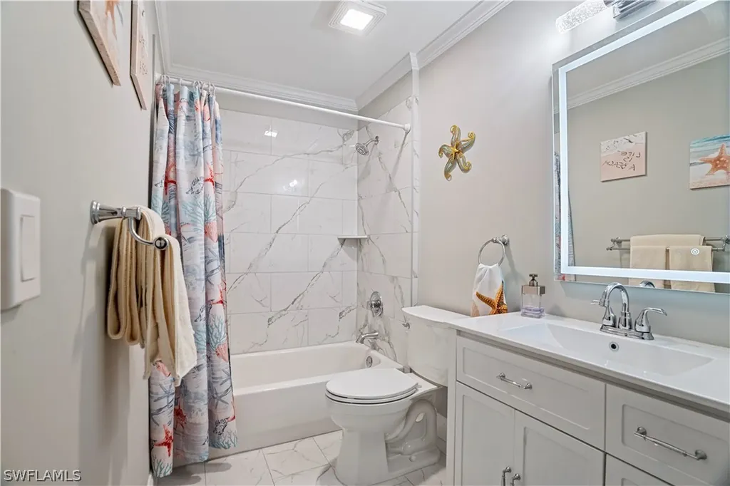 5140 Cobble Creek Court Naples FL 34110