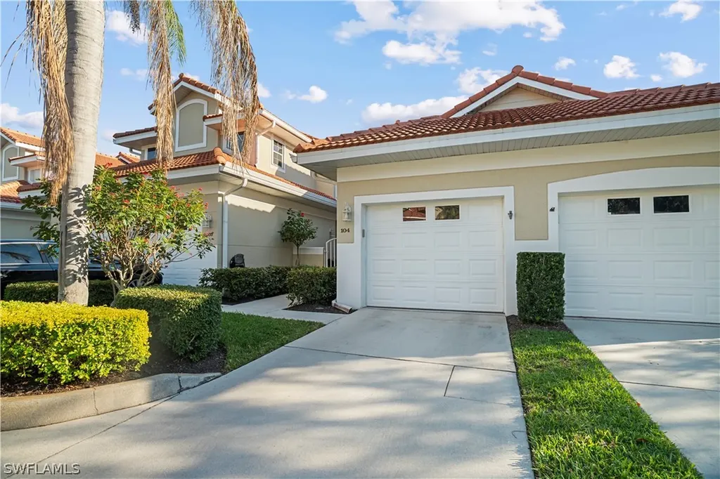 5140 Cobble Creek Court Naples FL 34110