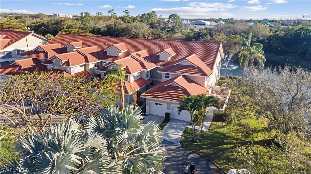 5140 Cobble Creek Court Naples FL 34110