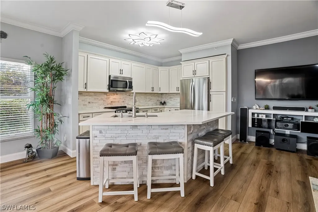 5140 Cobble Creek Court Naples FL 34110