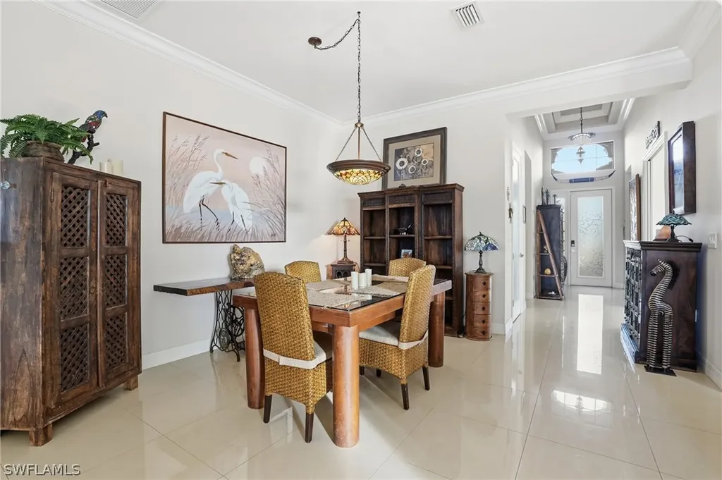 13843 Luna Drive Naples FL 34109