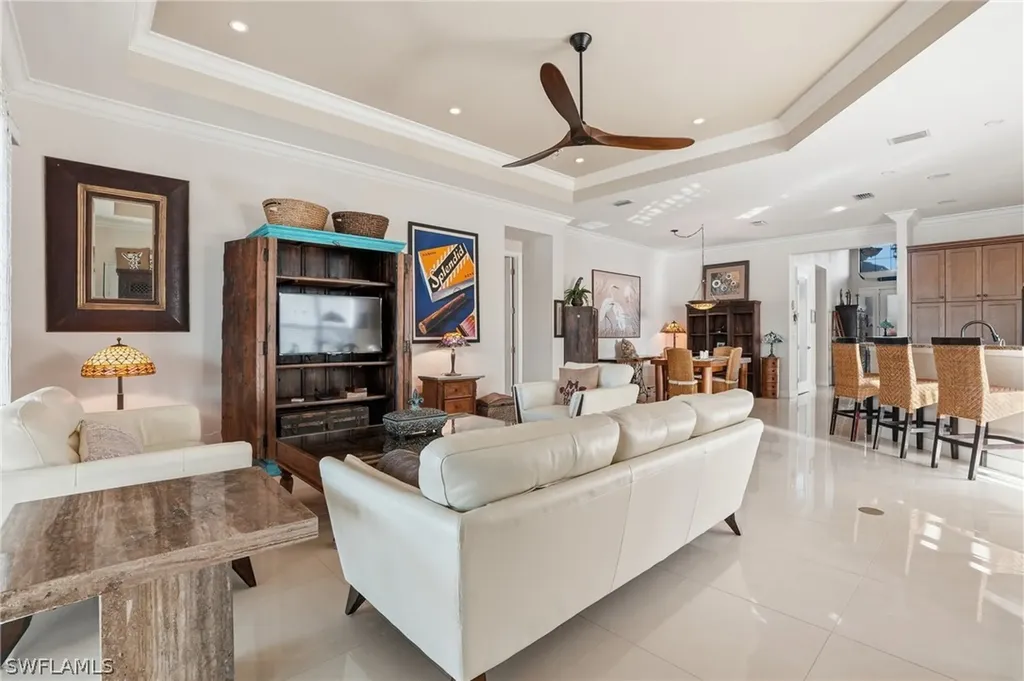 13843 Luna Drive Naples FL 34109