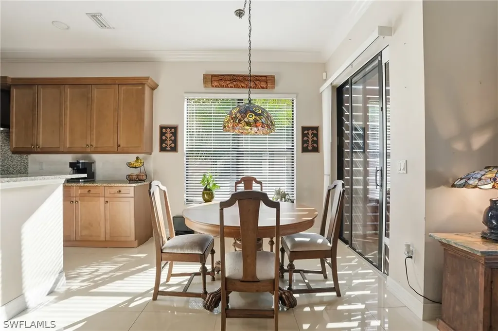 13843 Luna Drive Naples FL 34109