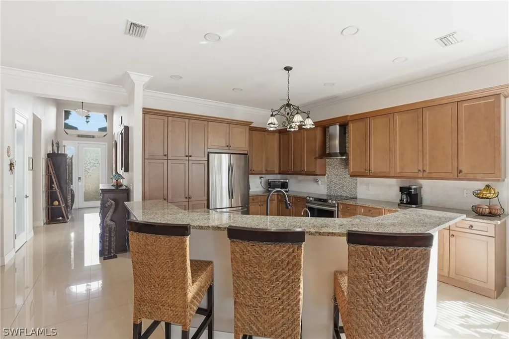 13843 Luna Drive Naples FL 34109