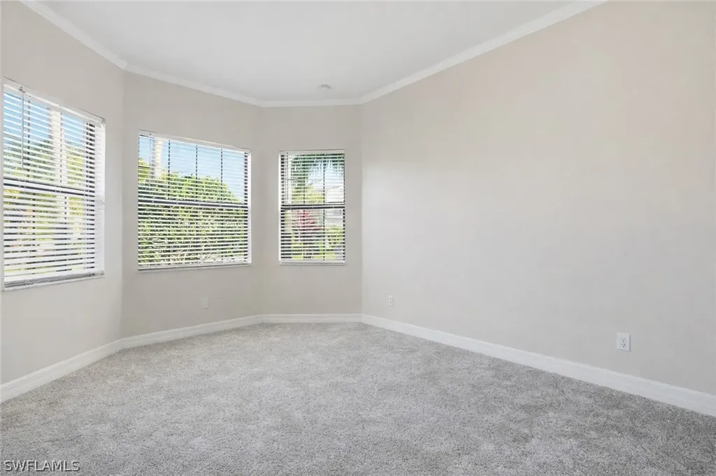 13843 Luna Drive Naples FL 34109
