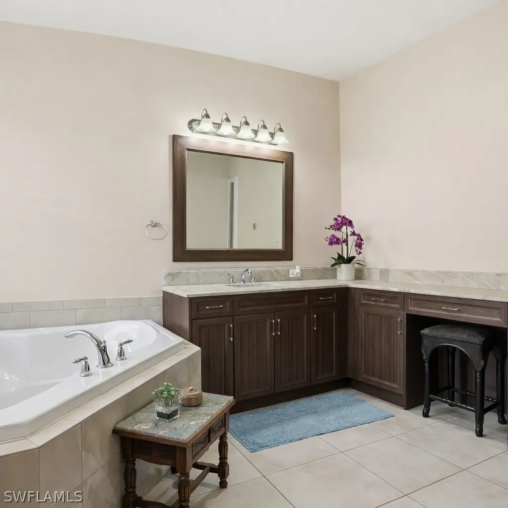 13843 Luna Drive Naples FL 34109