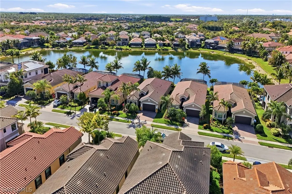 13843 Luna Drive Naples FL 34109