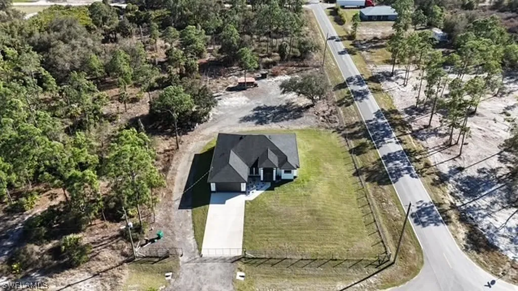 7691 23rd Place Labelle FL 33935