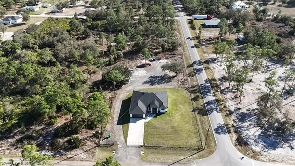 7691 23rd Place Labelle FL 33935