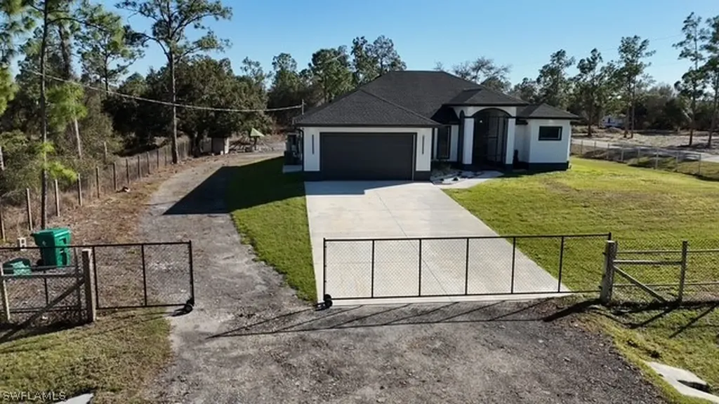 7691 23rd Place Labelle FL 33935
