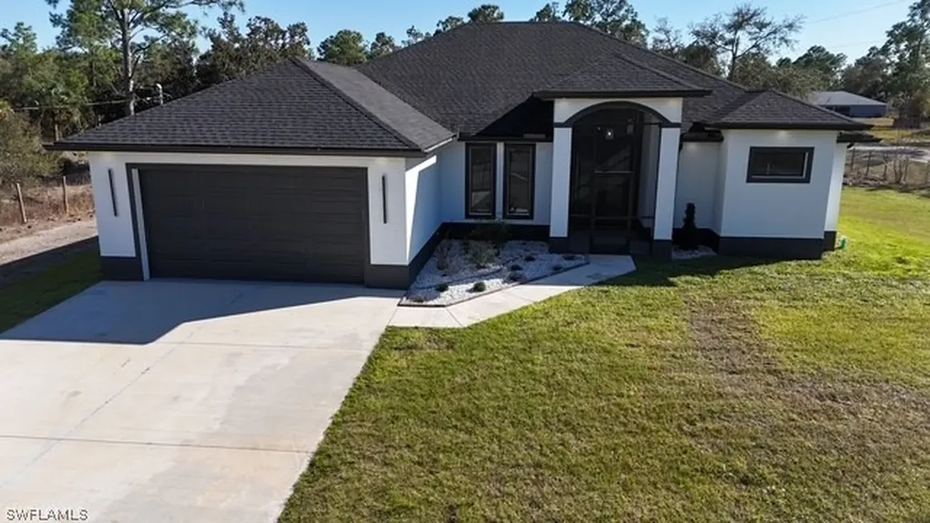 7691 23rd Place Labelle FL 33935