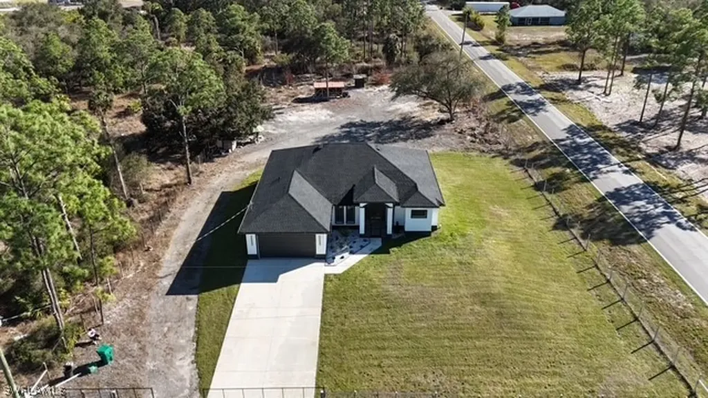 7691 23rd Place Labelle FL 33935