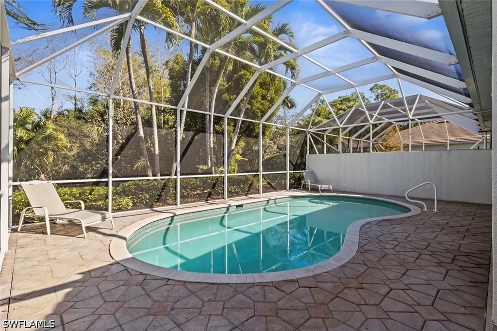 1208 Chelmsford Court Naples FL 34104
