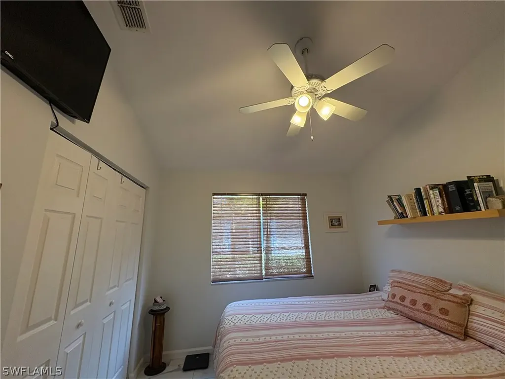2500 Lee Street Naples FL 34112