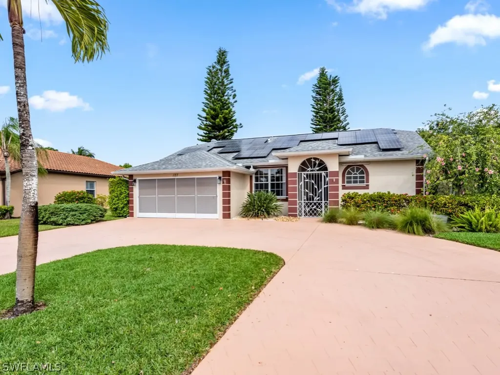 127 Palmetto Dunes Circle Naples FL 34113