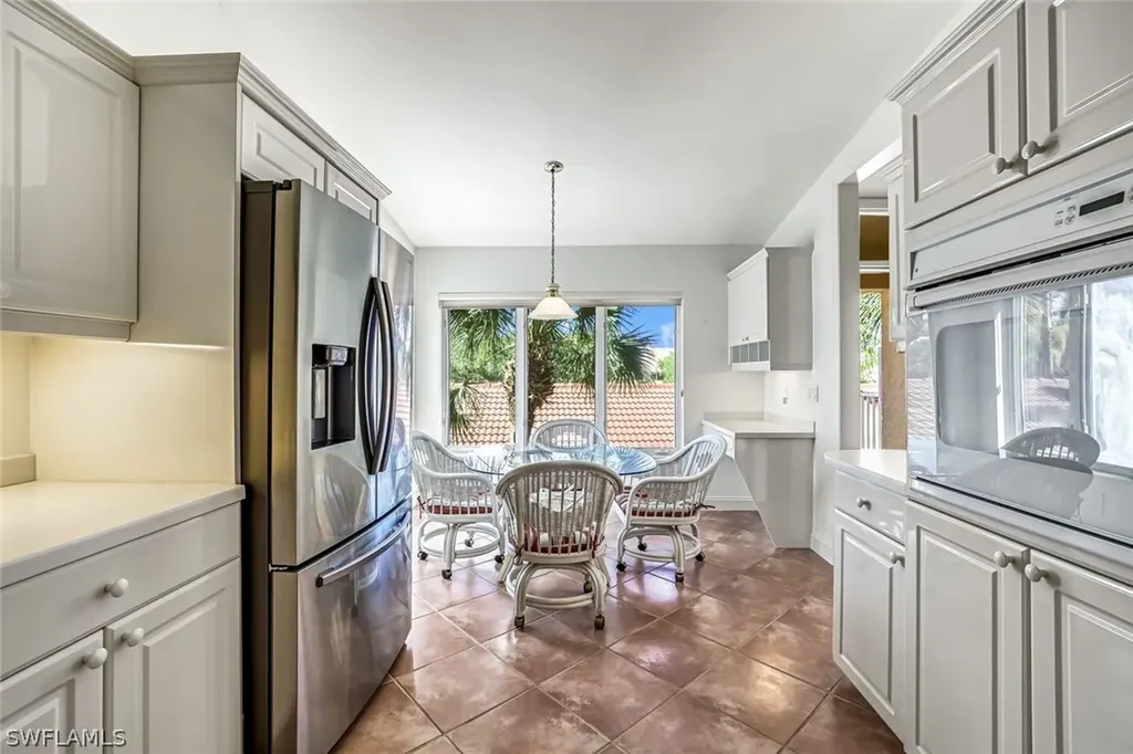 2385 Hidden Lake Drive Naples FL 34112