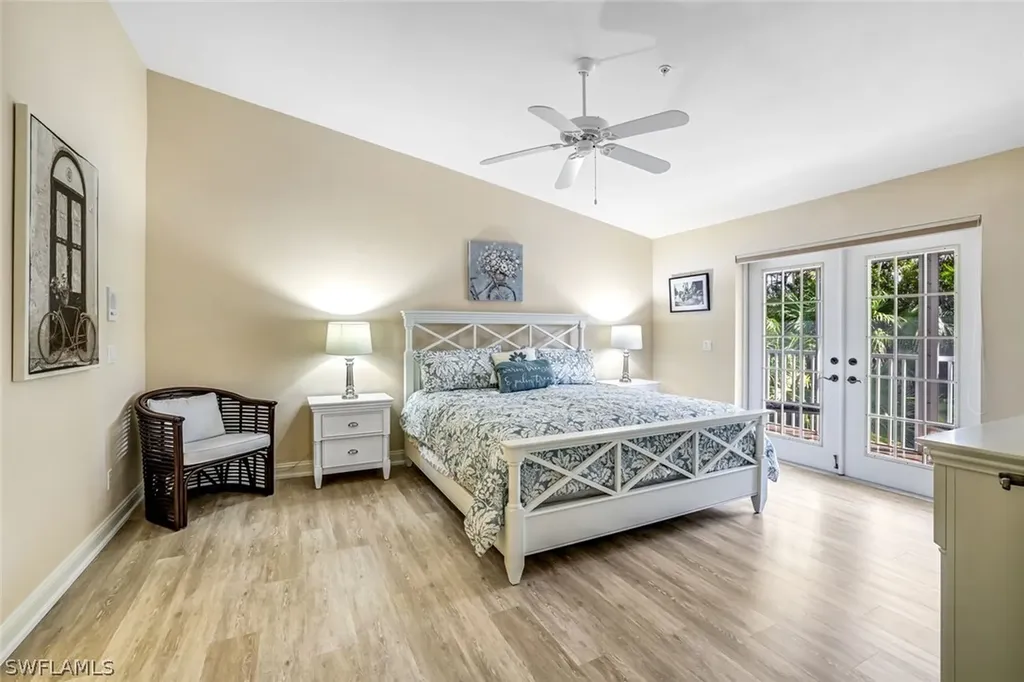 2385 Hidden Lake Drive Naples FL 34112