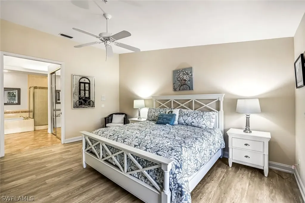 2385 Hidden Lake Drive Naples FL 34112