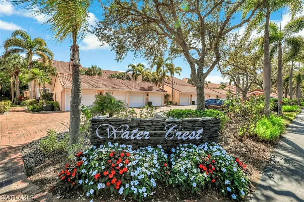 2385 Hidden Lake Drive Naples FL 34112