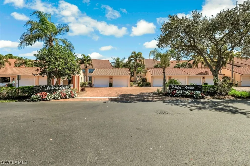 2385 Hidden Lake Drive Naples FL 34112