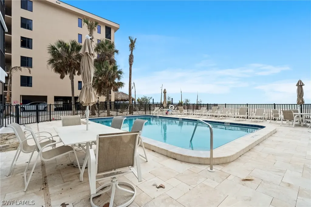 9375 Gulf Shore Drive Naples FL 34108