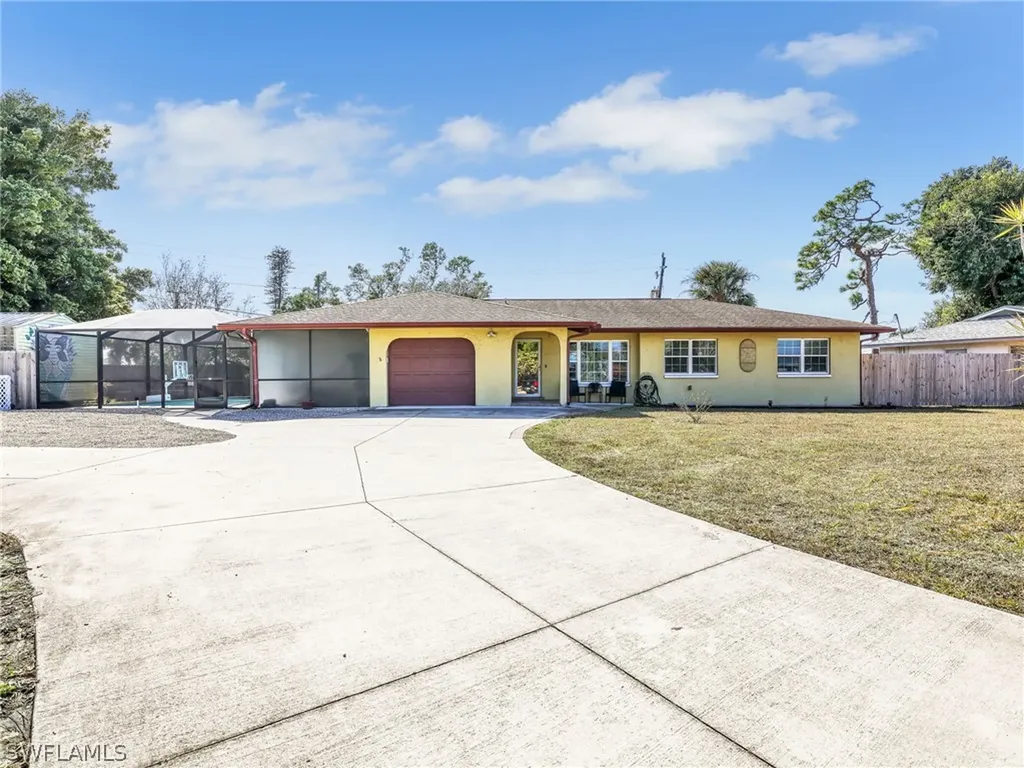 18025 Constitution Circle Fort Myers FL 33967