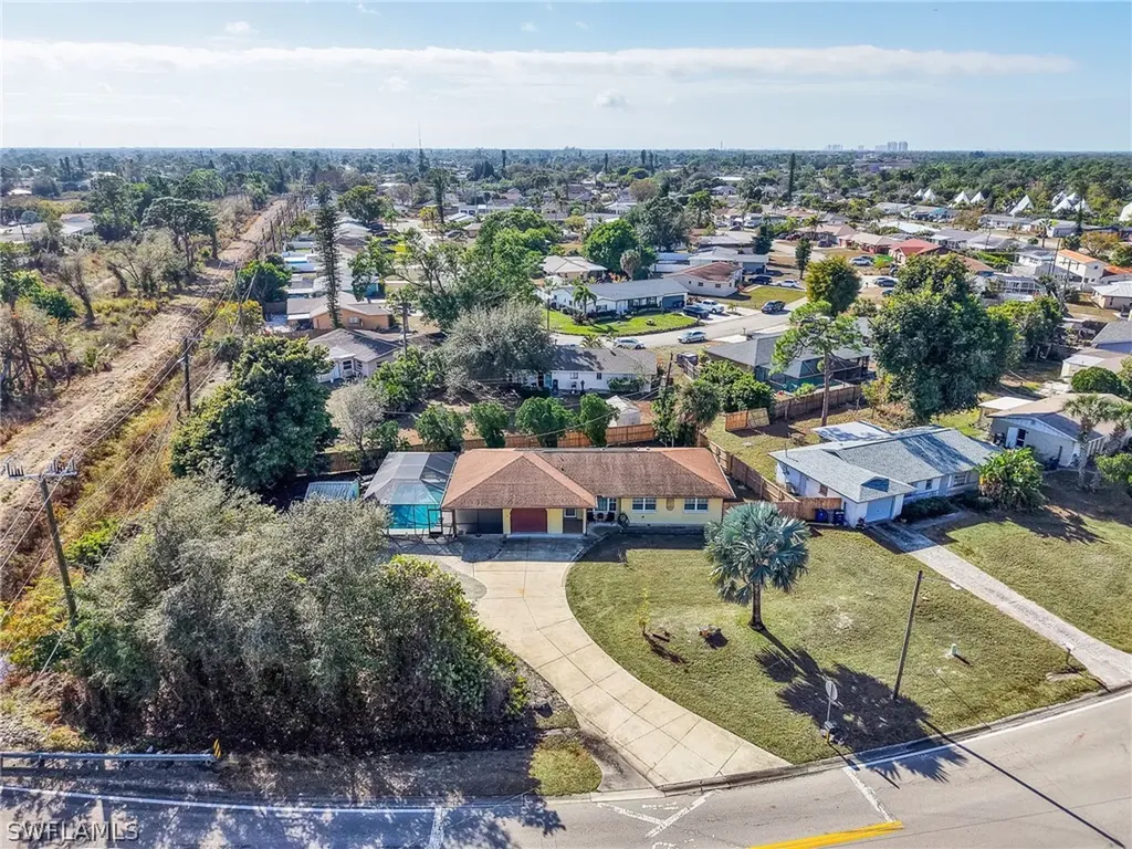 18025 Constitution Circle Fort Myers FL 33967