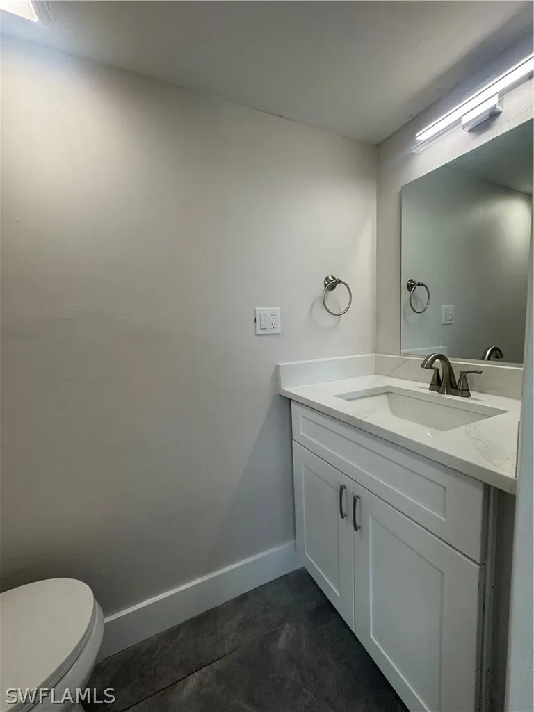 637 12th Avenue S Naples FL 34102