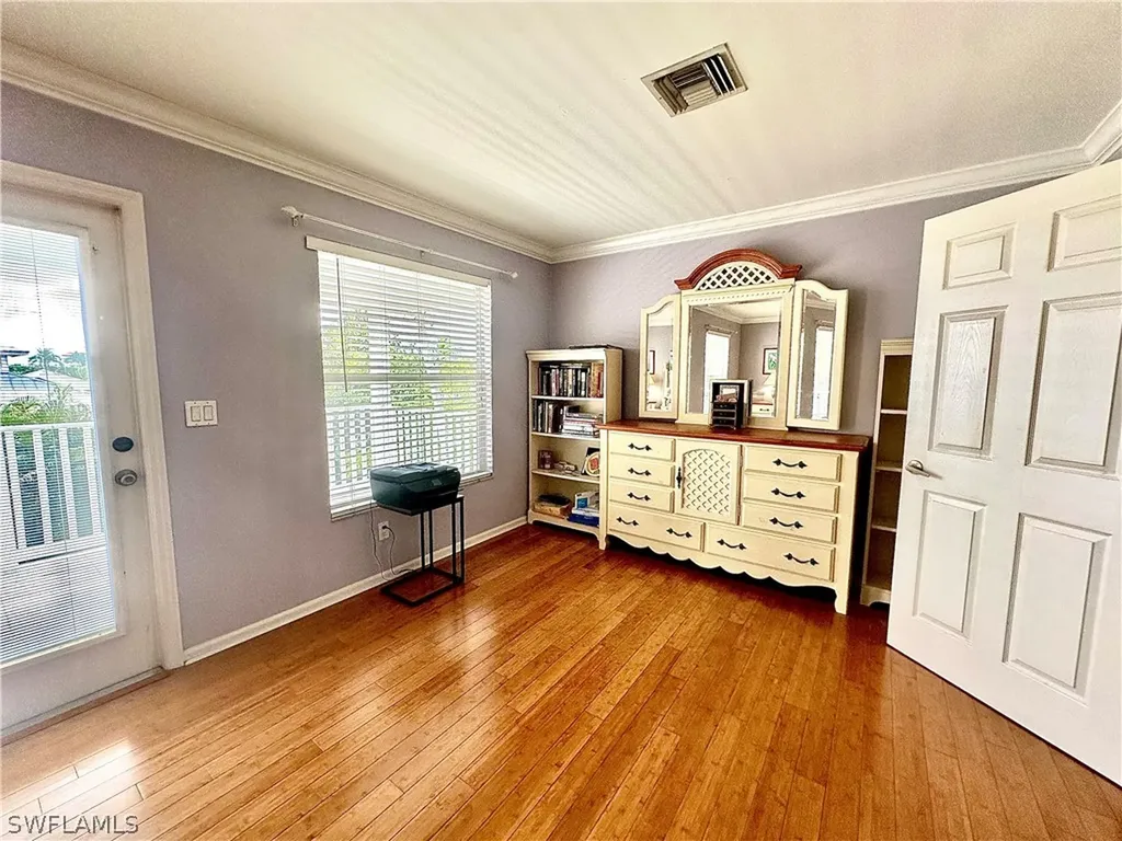 738 Park Avenue Naples FL 34110